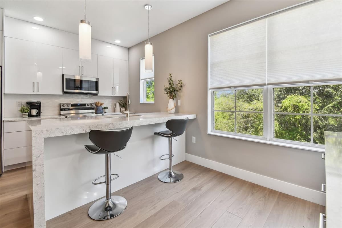 2547 LEXINGTON OAK DRIVE — photo 12 of 34