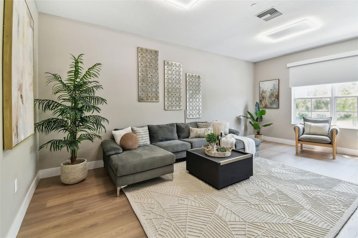 2547 LEXINGTON OAK DRIVE — photo 3 of 34