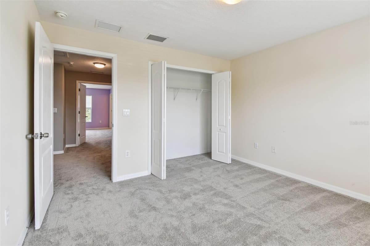 2547 LEXINGTON OAK DRIVE — photo 22 of 34
