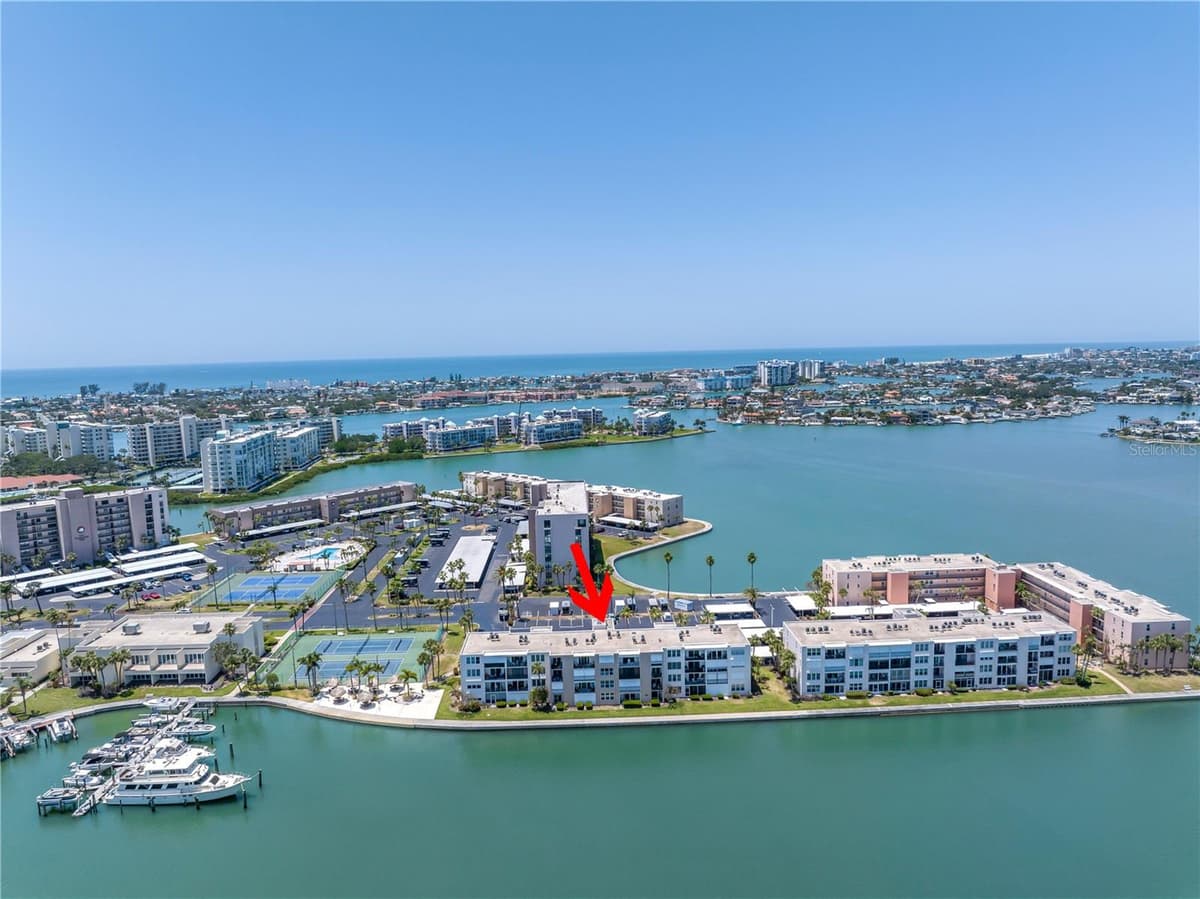 7625 SUN ISLAND DRIVE — photo 1 of 50