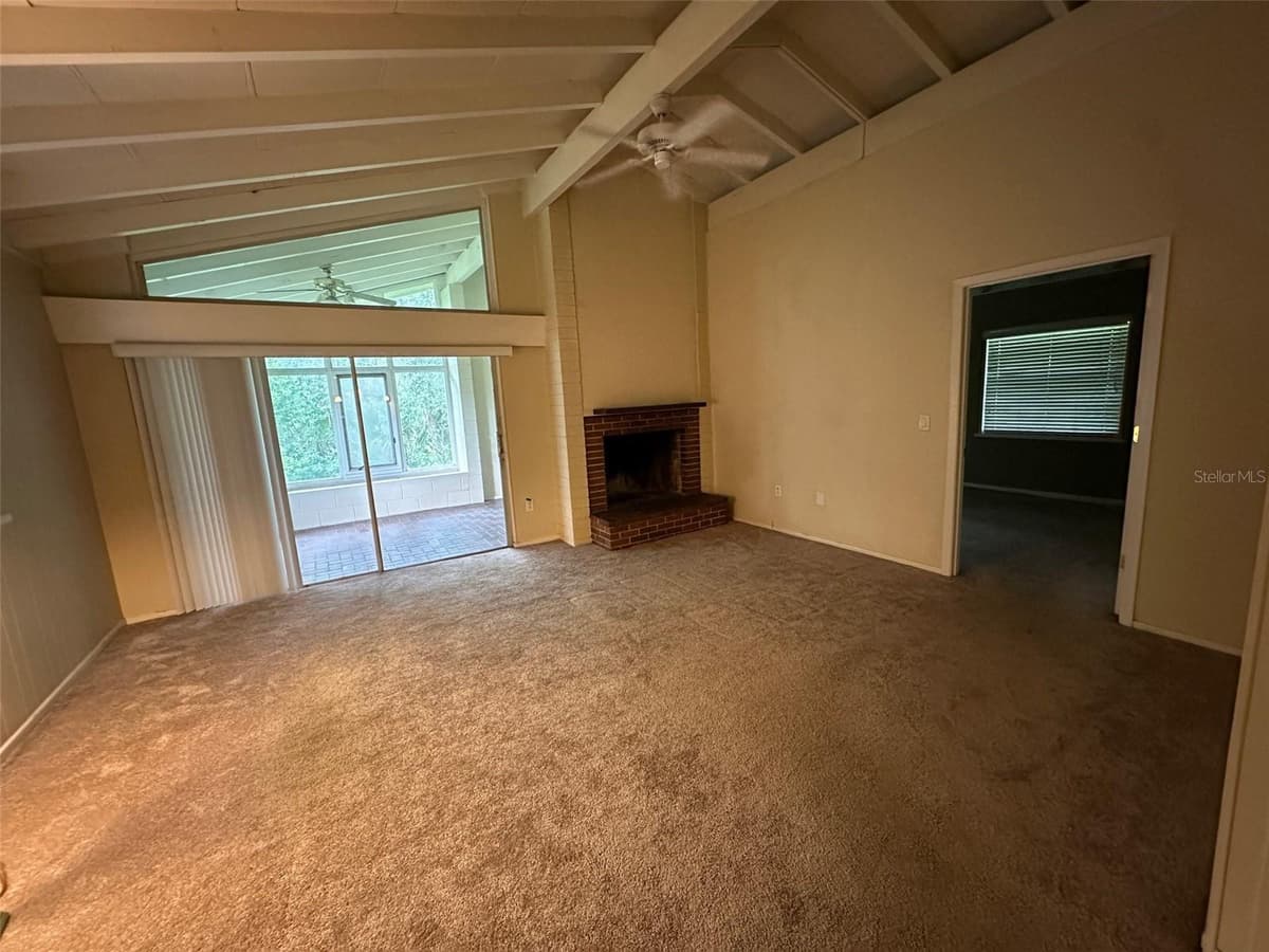 502 AIRPORT BOULEVARD — photo 12 of 21