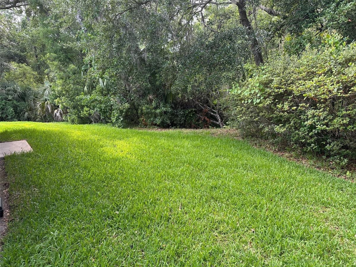 502 AIRPORT BOULEVARD — photo 19 of 21