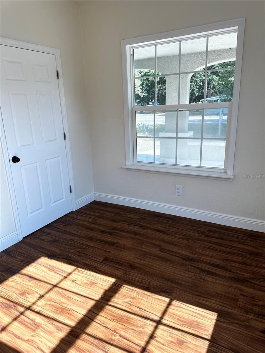 1310 POLK CITY ROAD — photo 17 of 23