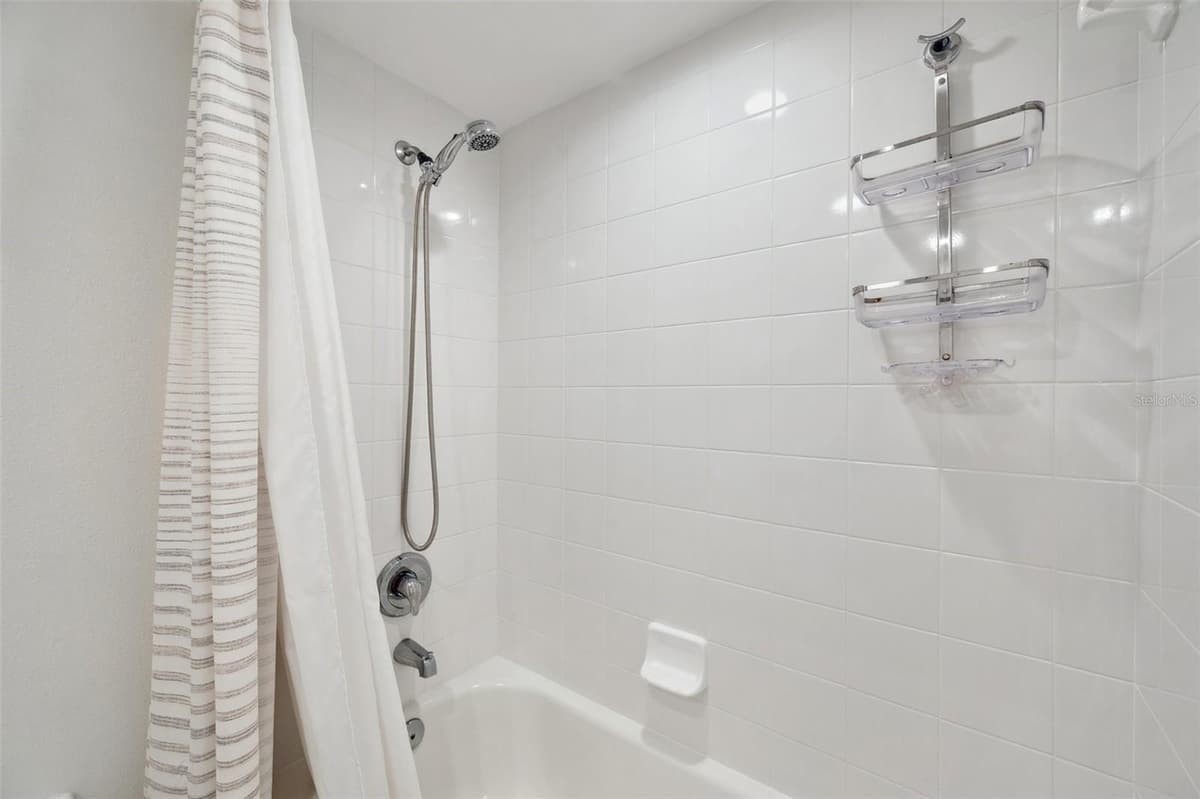 1200 COUNTRY CLUB DRIVE — photo 40 of 63