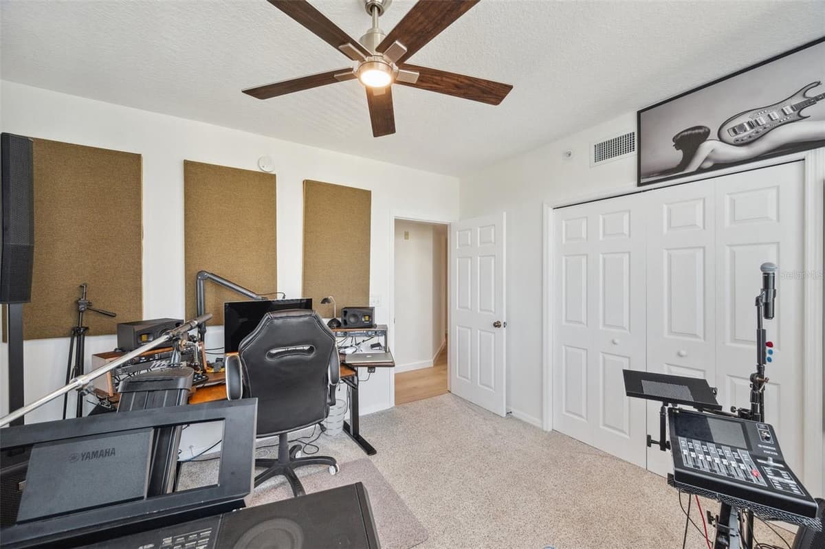 1200 COUNTRY CLUB DRIVE — photo 37 of 63