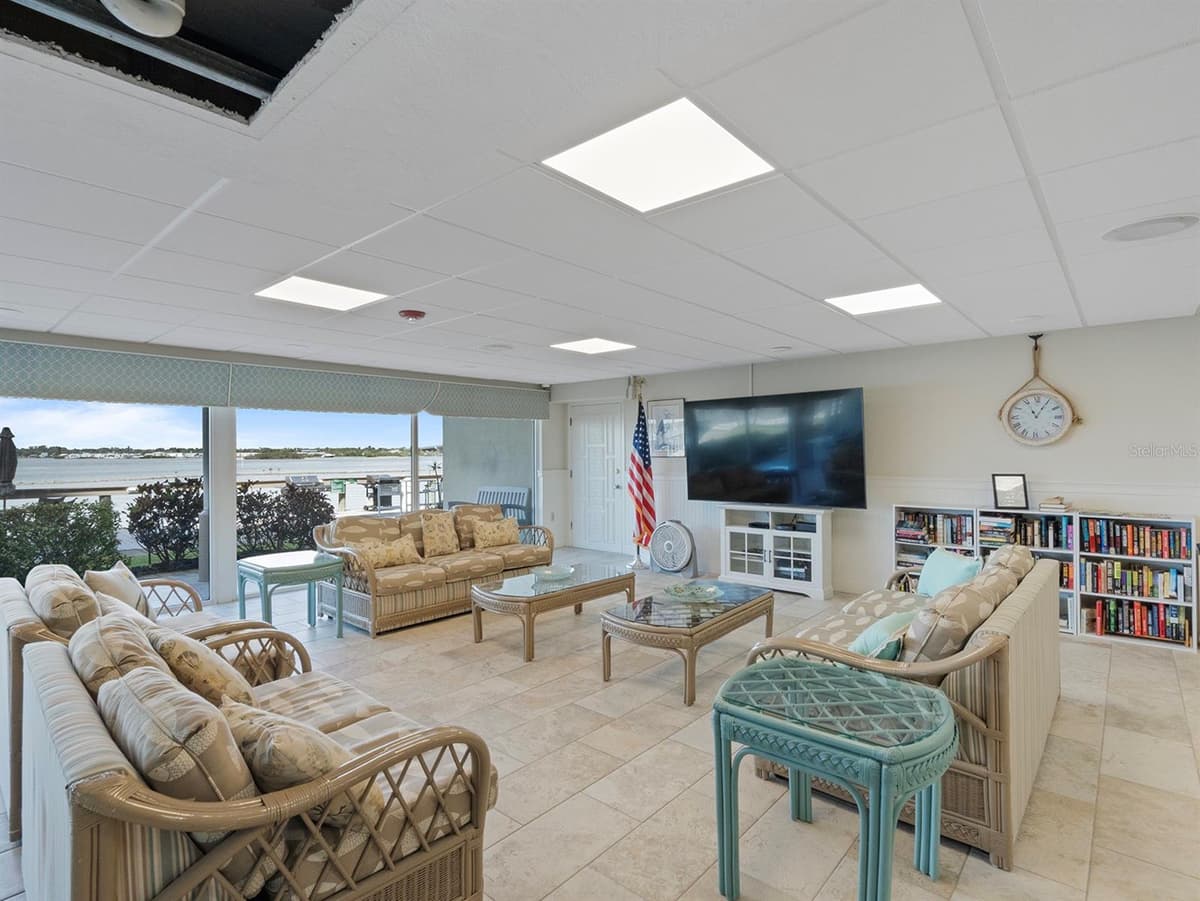 3606 PENINSULA DRIVE — photo 47 of 74