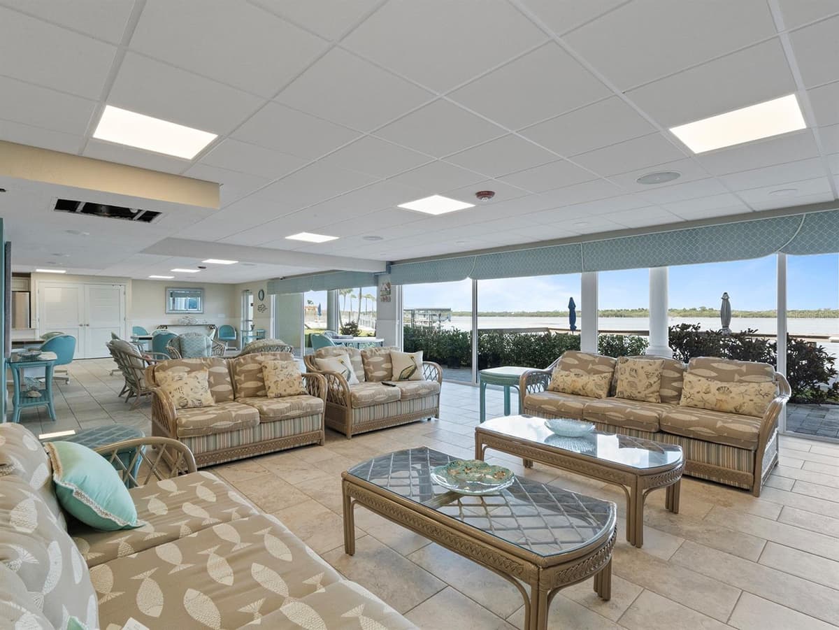 3606 PENINSULA DRIVE — photo 46 of 74