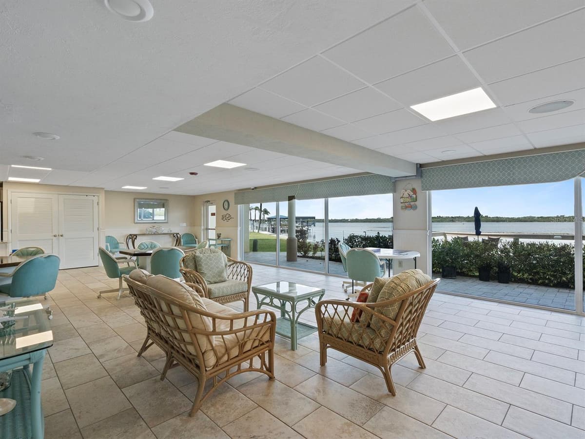 3606 PENINSULA DRIVE — photo 48 of 74