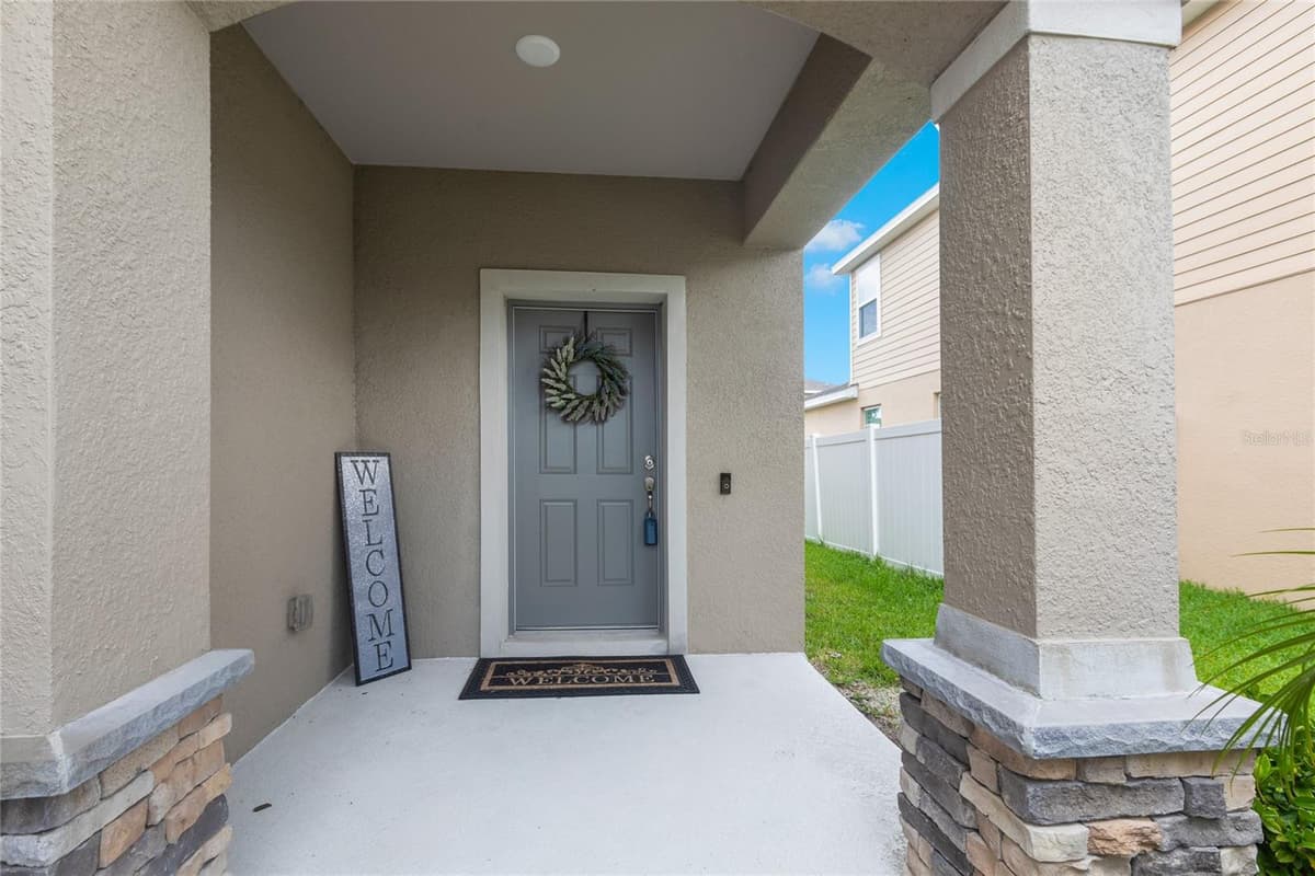 5068 LITTLE STREAM LANE — photo 3 of 41