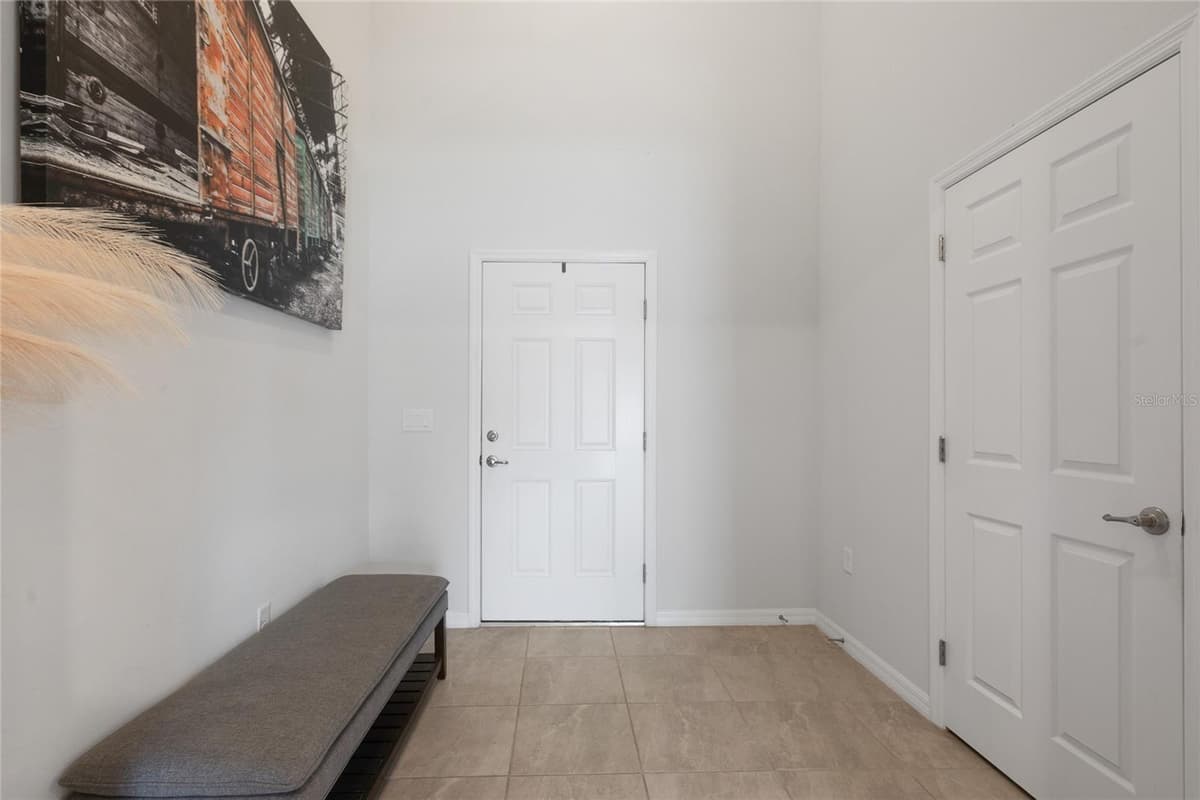 5068 LITTLE STREAM LANE — photo 5 of 41