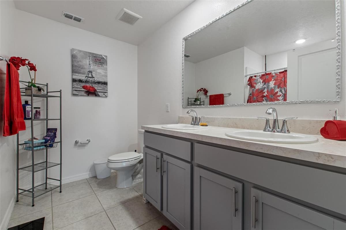500 RIO GRANDE DRIVE — photo 10 of 28