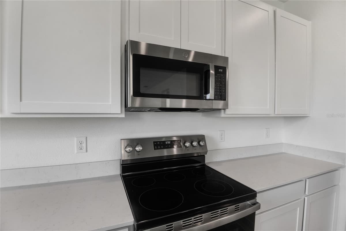 1007 WISTERIA WAY — photo 6 of 21