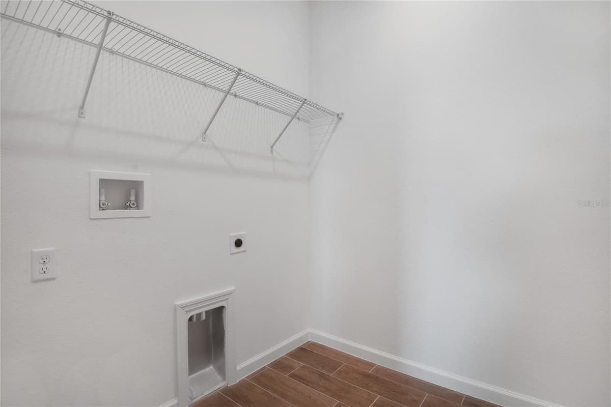 1007 WISTERIA WAY — photo 12 of 21