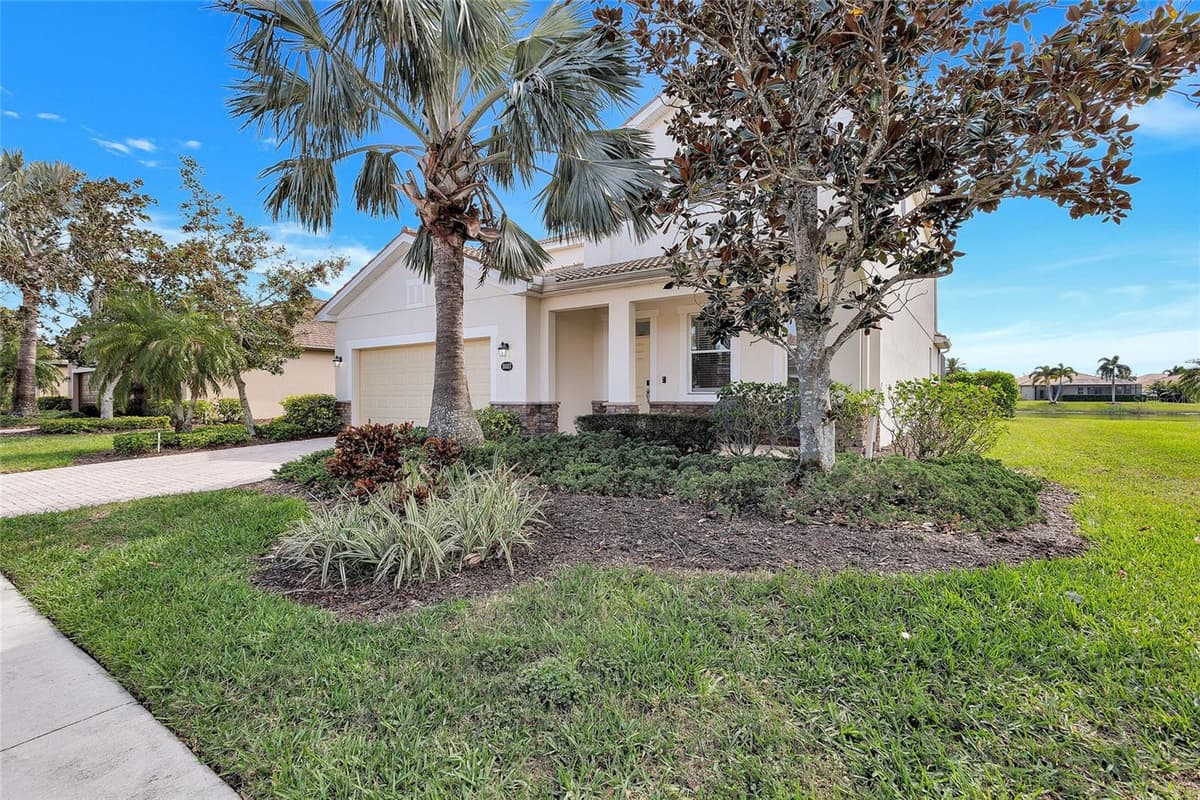 8603 RIVER PRESERVE DRIVE — photo 4 of 84