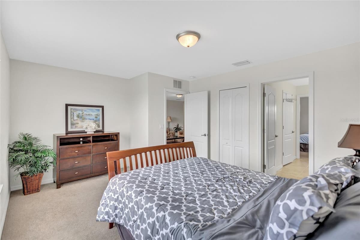 8603 RIVER PRESERVE DRIVE — photo 33 of 84