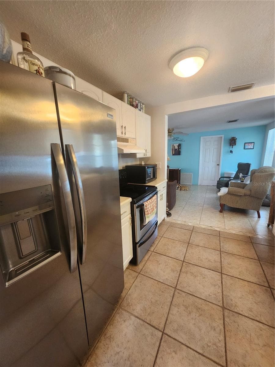 300 22ND STREET — photo 14 of 23