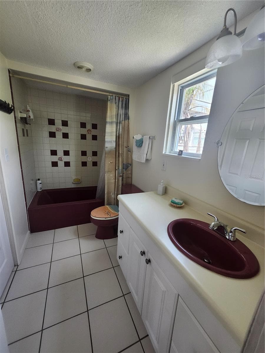 300 22ND STREET — photo 11 of 23