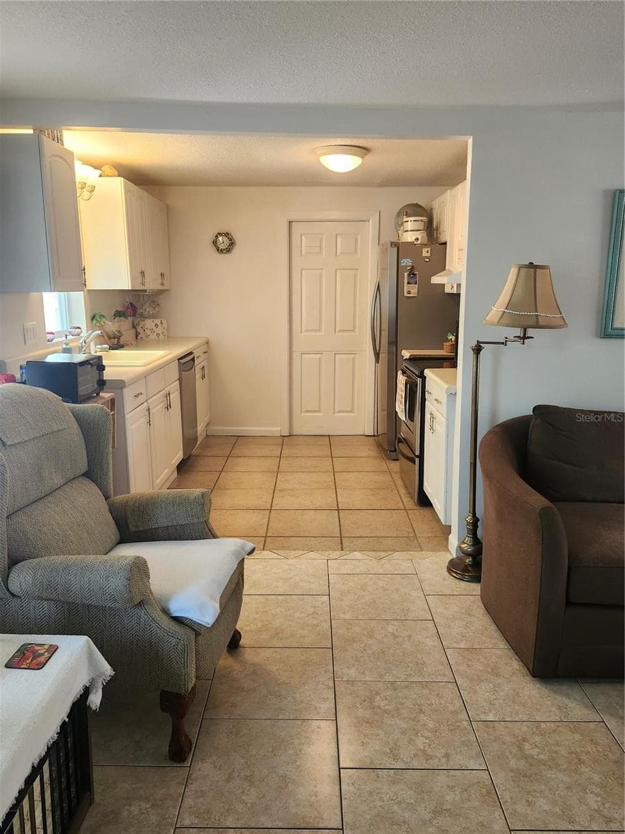 300 22ND STREET — photo 18 of 23