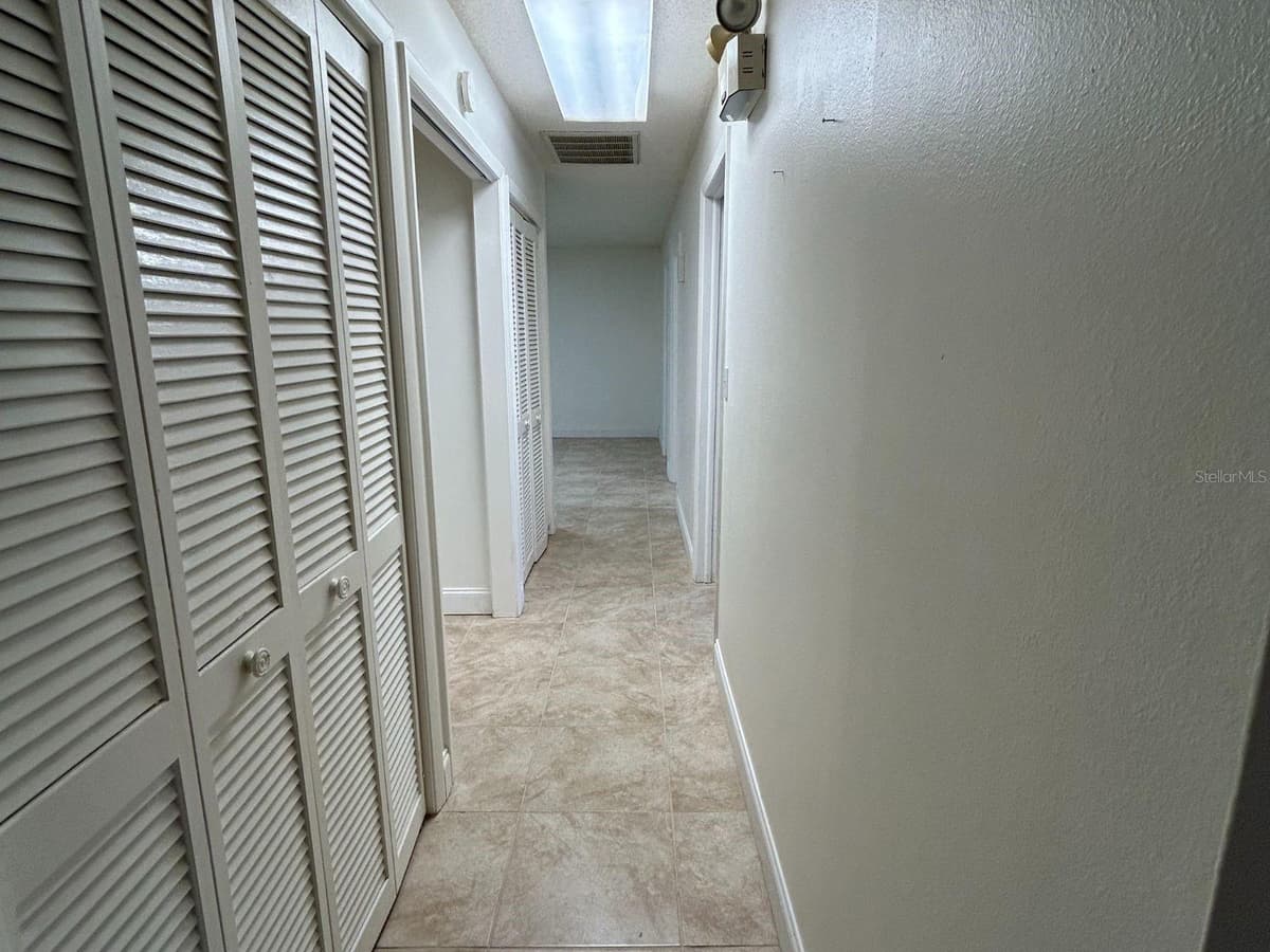 7511 LITTLE ROAD — photo 19 of 25