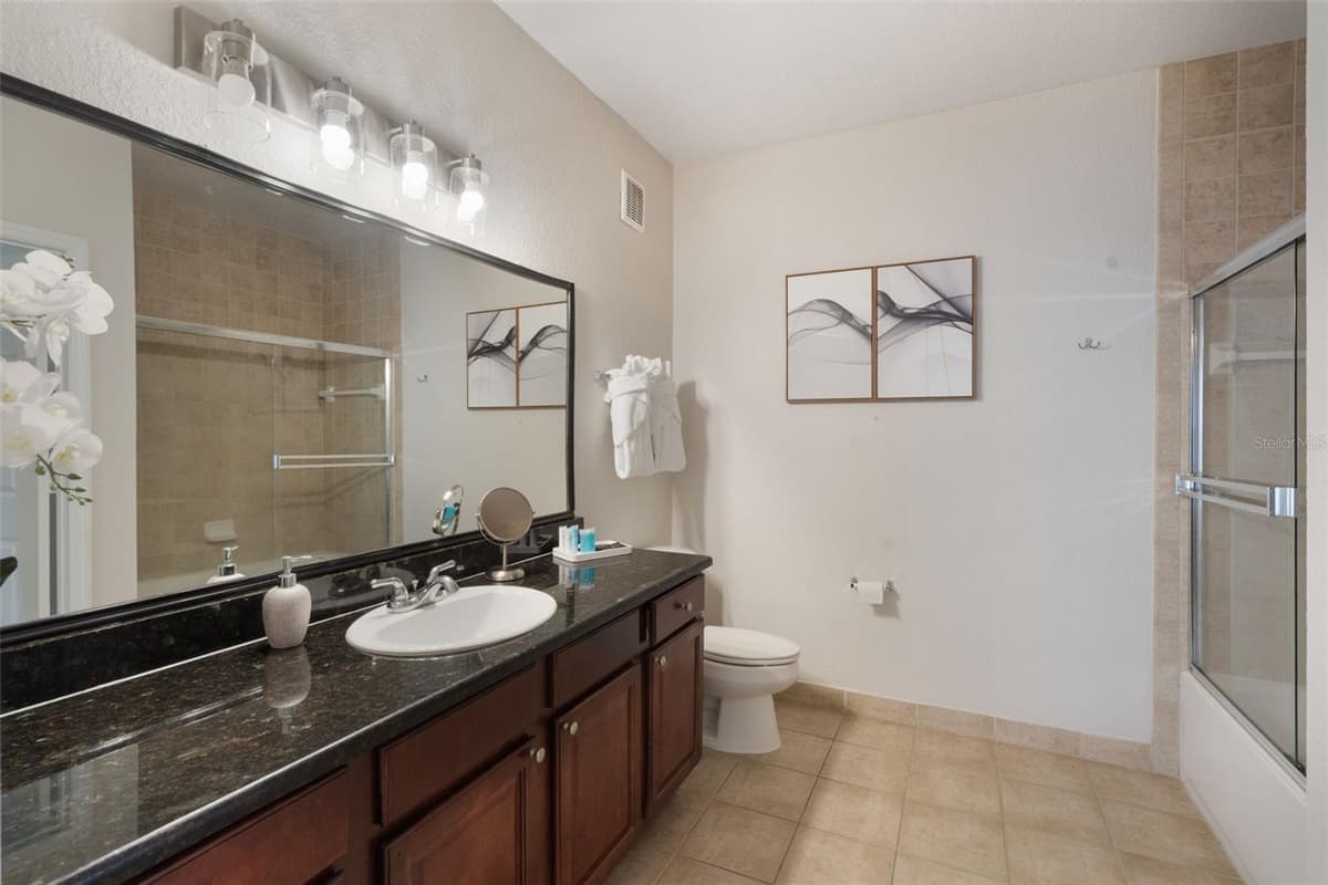 1375 TUSCANA LANE — photo 17 of 54