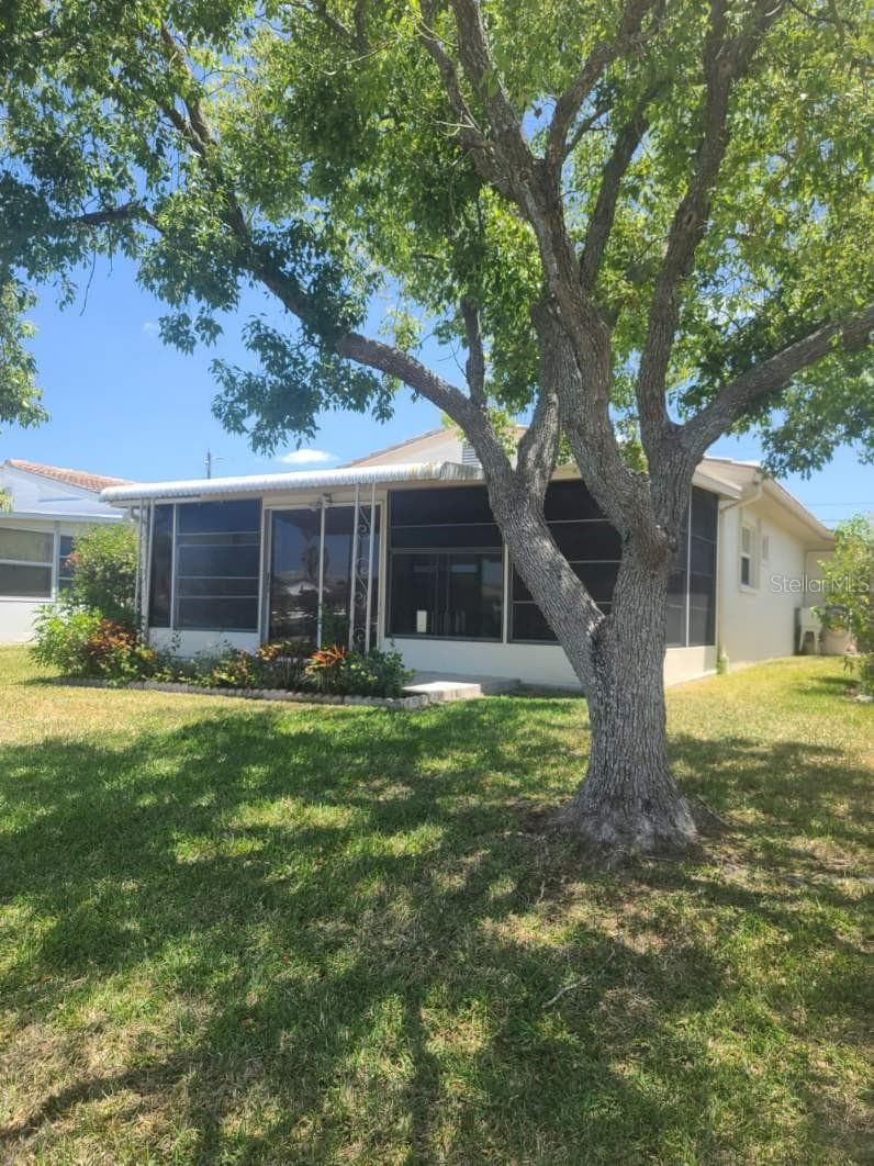 5105 BONITO DRIVE — photo 10 of 46