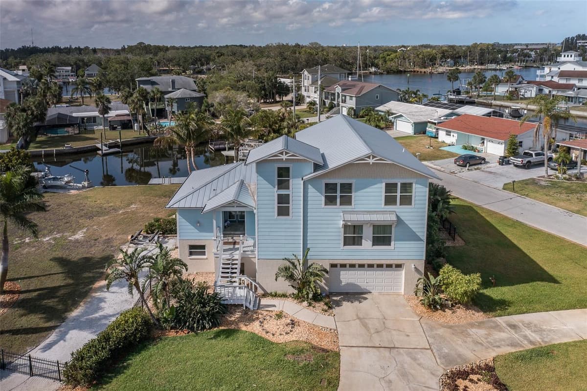 5040 WATERSIDE DRIVE — photo 1 of 58
