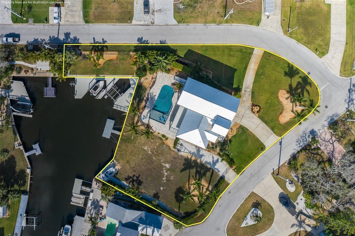 5040 WATERSIDE DRIVE — photo 7 of 58