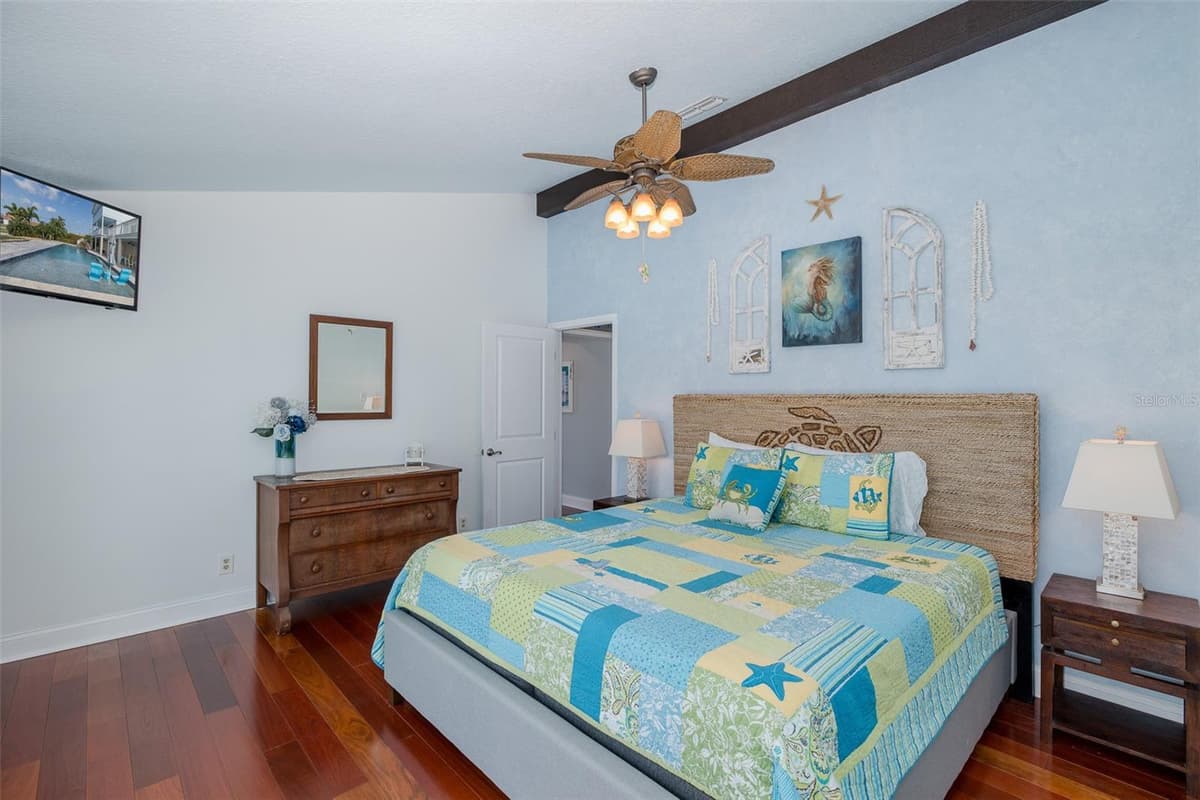5040 WATERSIDE DRIVE — photo 19 of 58