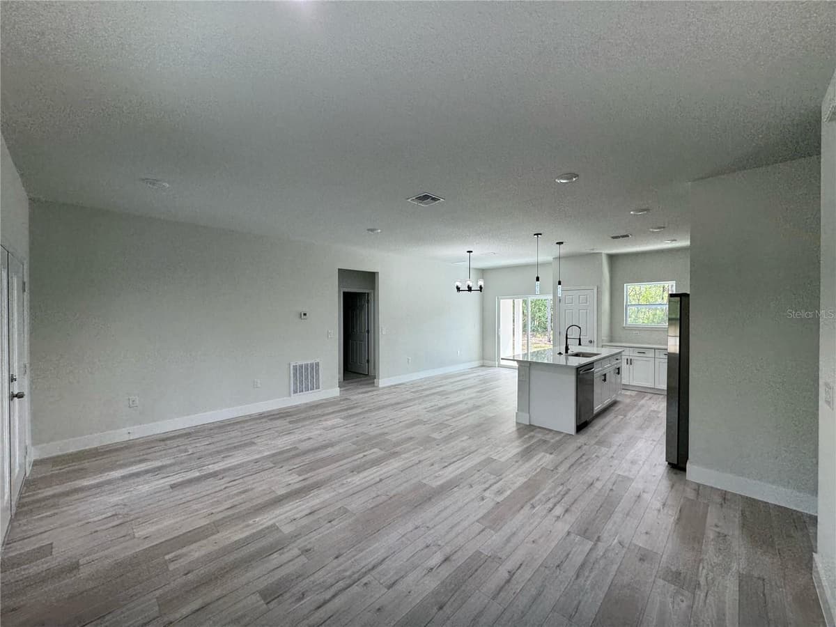7983 POCONO DRIVE — photo 18 of 33