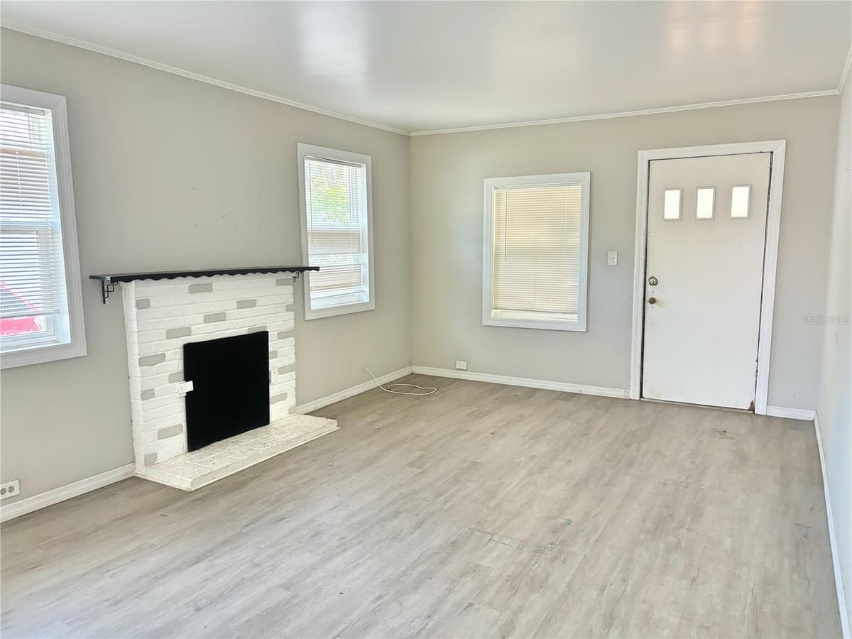 602 1ST AVENUE — photo 12 of 34