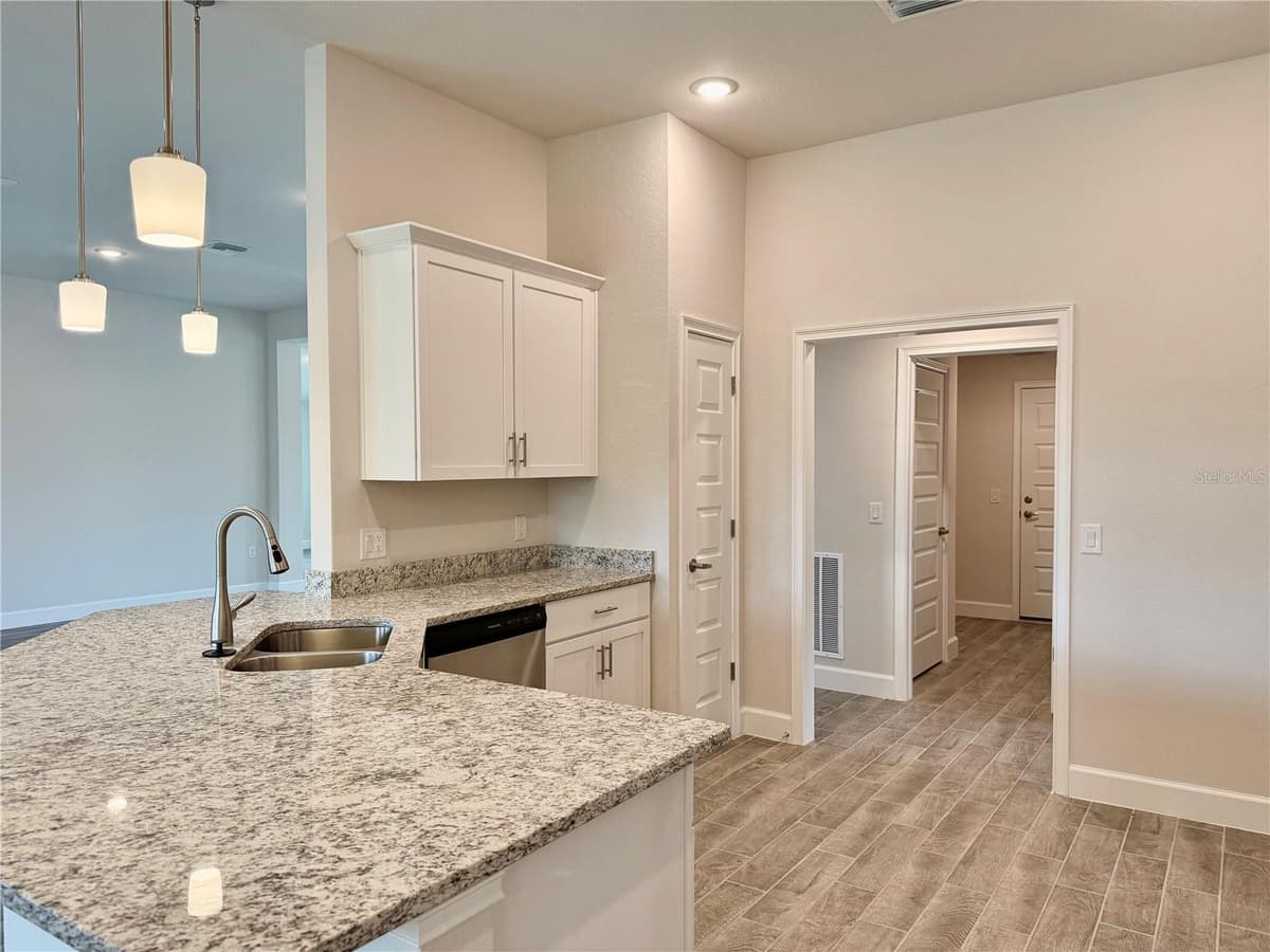 13236 PACE CIRCLE — photo 18 of 41