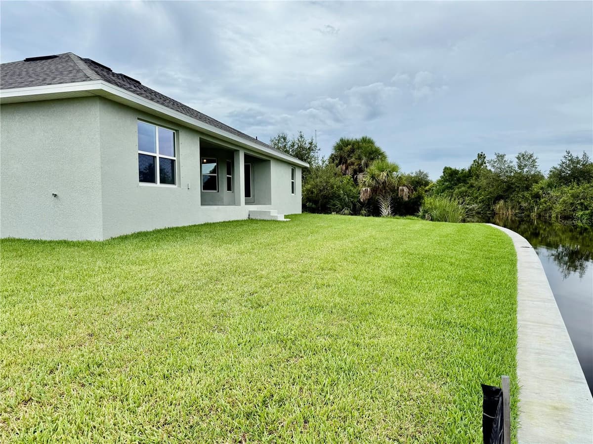 13236 PACE CIRCLE — photo 38 of 41