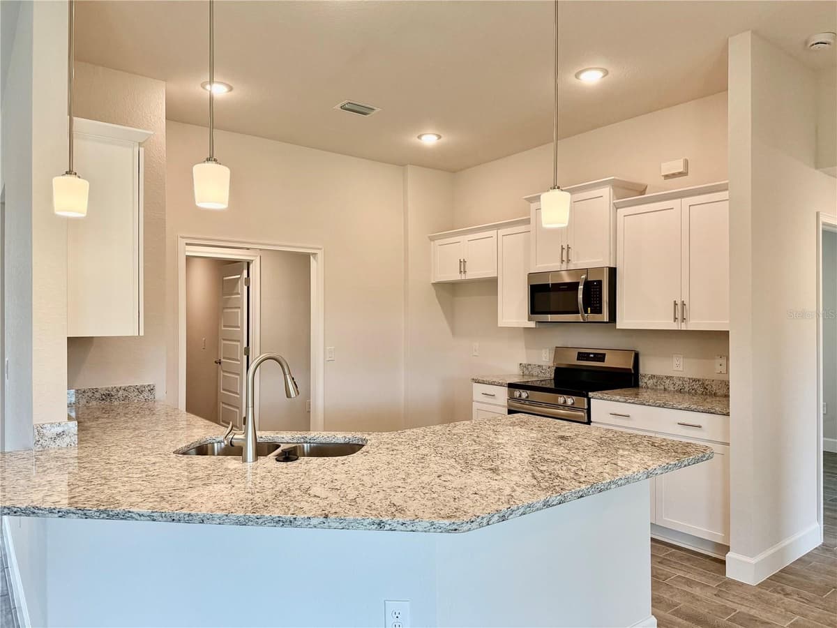 13236 PACE CIRCLE — photo 19 of 41