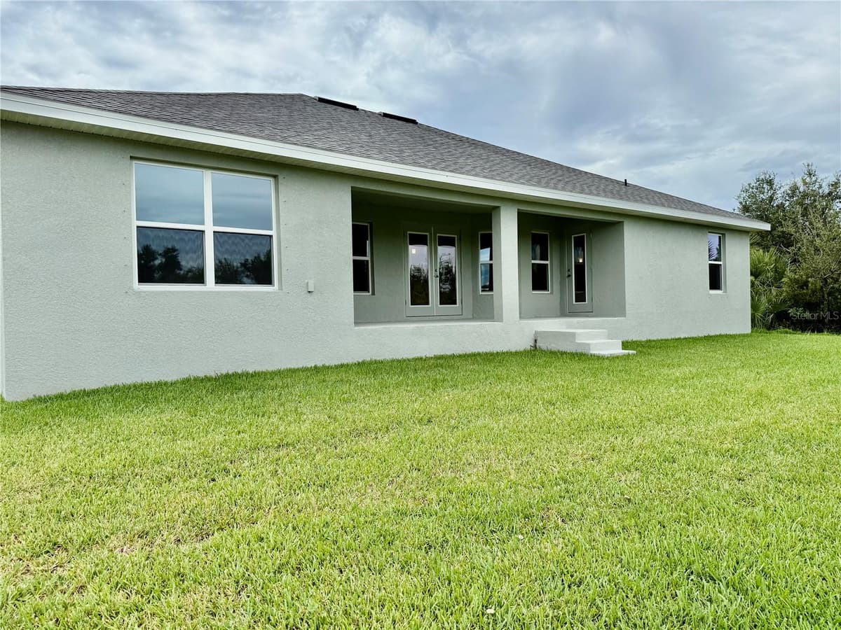 13236 PACE CIRCLE — photo 37 of 41