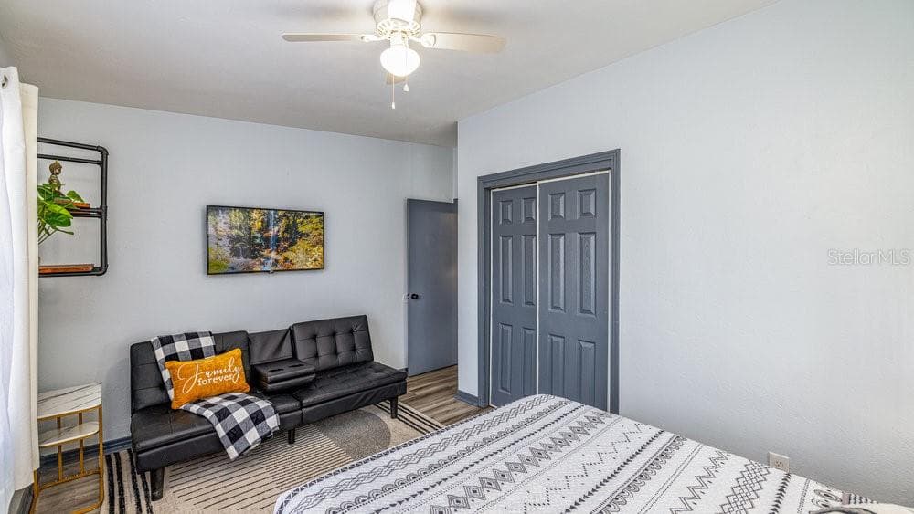 1406 CONWAY ROAD — photo 16 of 31