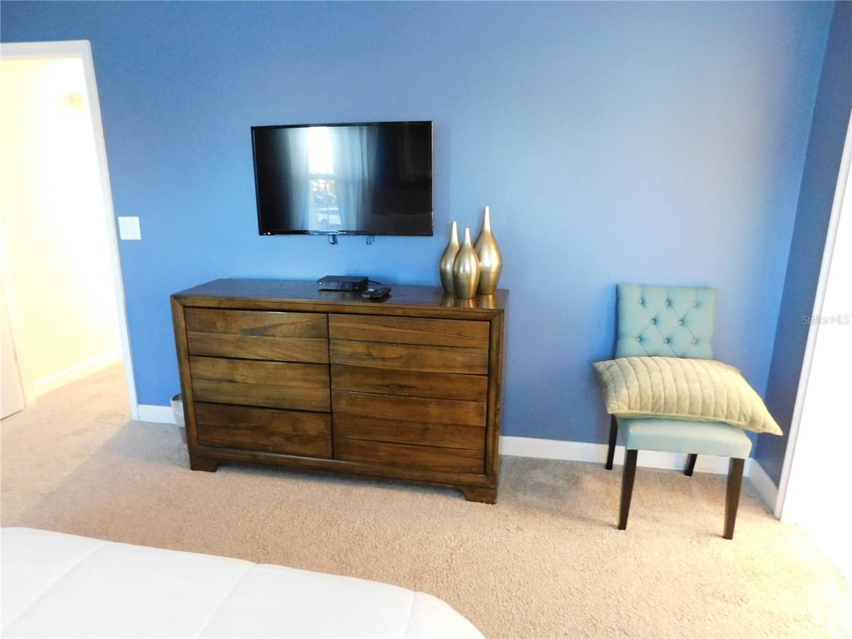 9079 DOGLEG DRIVE — photo 34 of 41