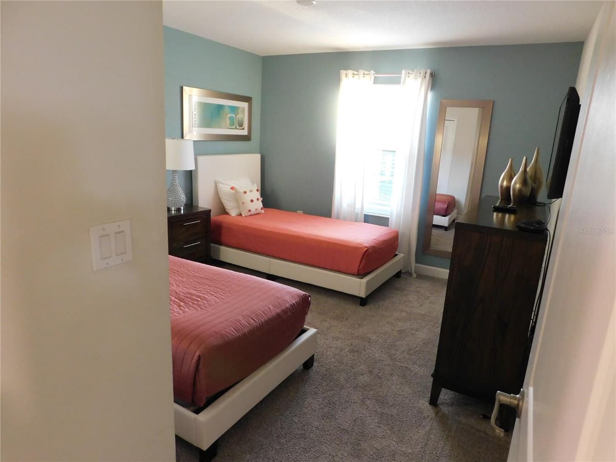 9079 DOGLEG DRIVE — photo 36 of 41