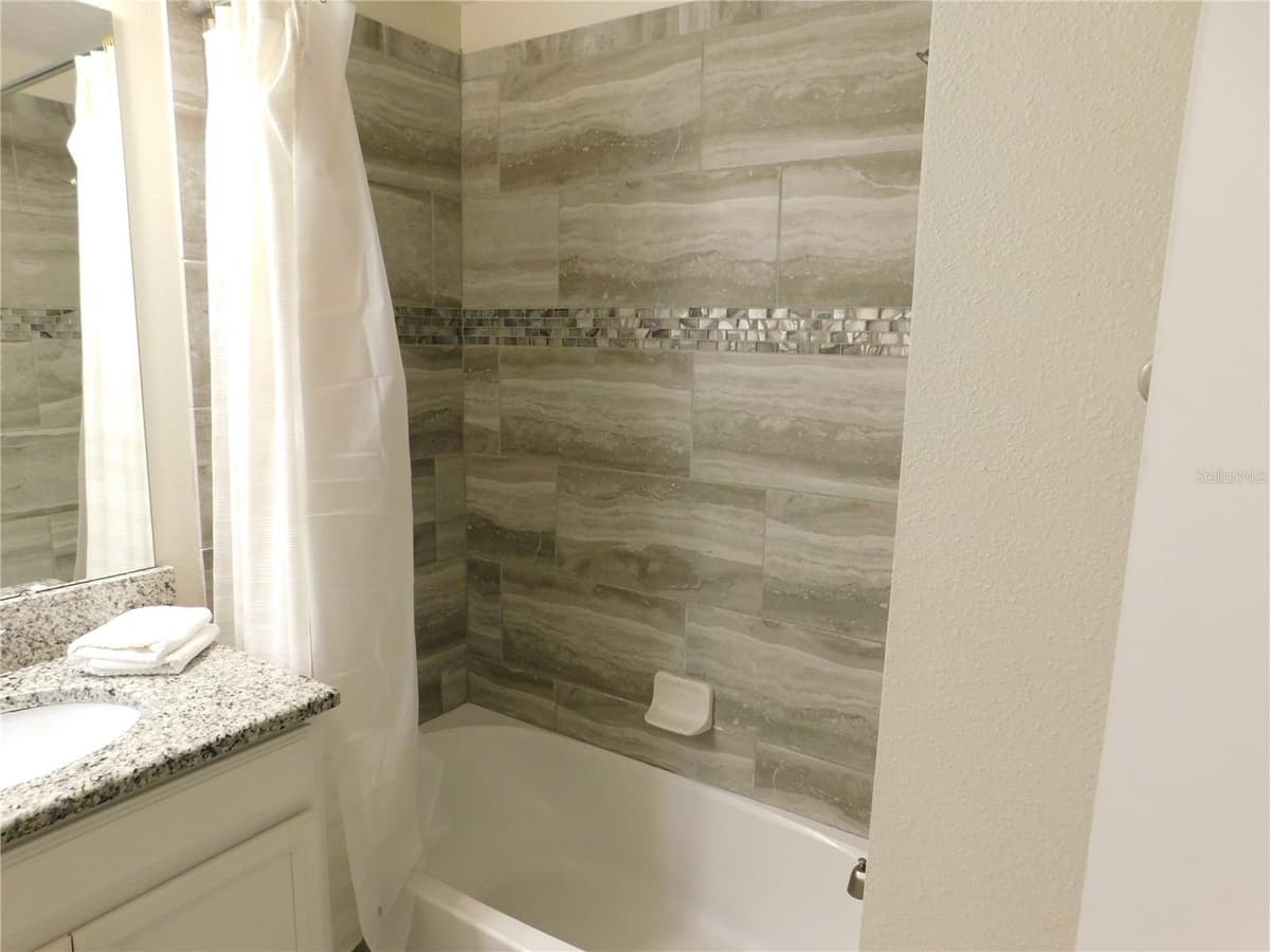 9079 DOGLEG DRIVE — photo 32 of 41
