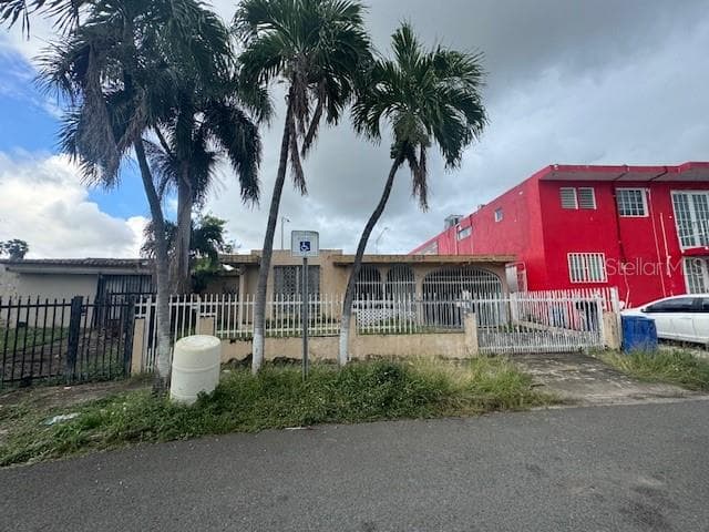 64 SIERRA BAYAMON — photo 1 of 4