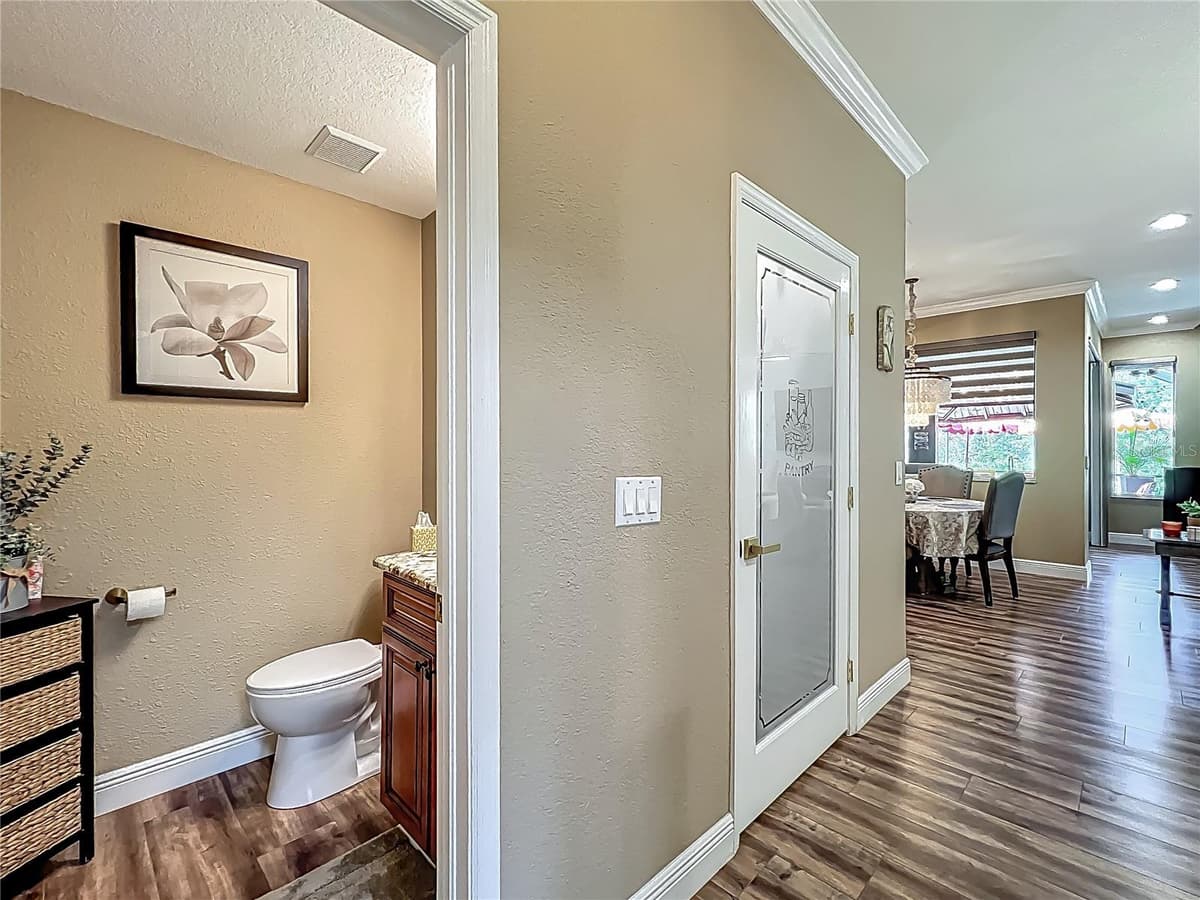 3008 SUTTON WOODS DRIVE — photo 22 of 95