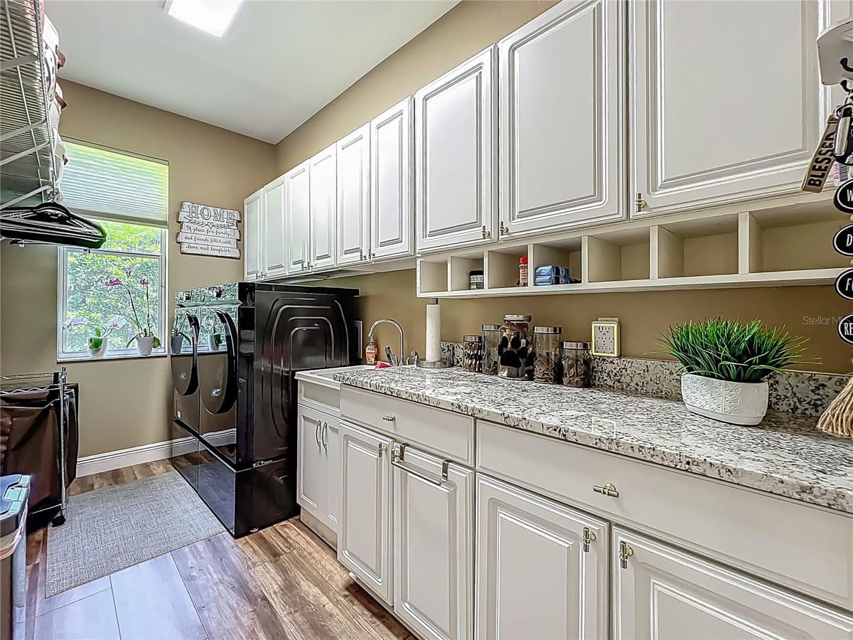 3008 SUTTON WOODS DRIVE — photo 57 of 95