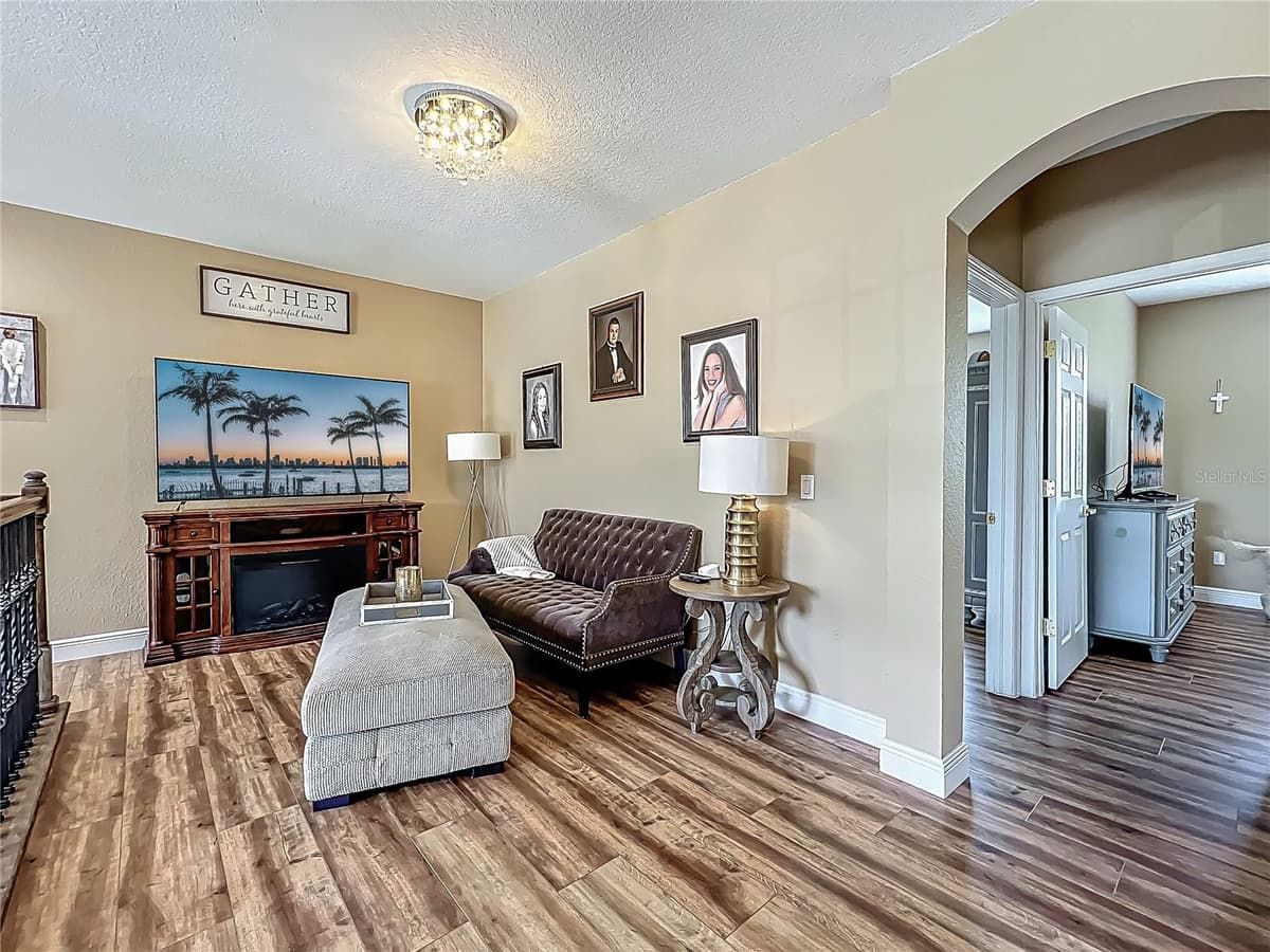 3008 SUTTON WOODS DRIVE — photo 38 of 95
