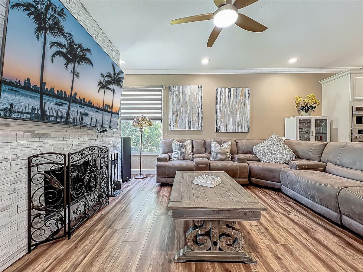 3008 SUTTON WOODS DRIVE — photo 20 of 95