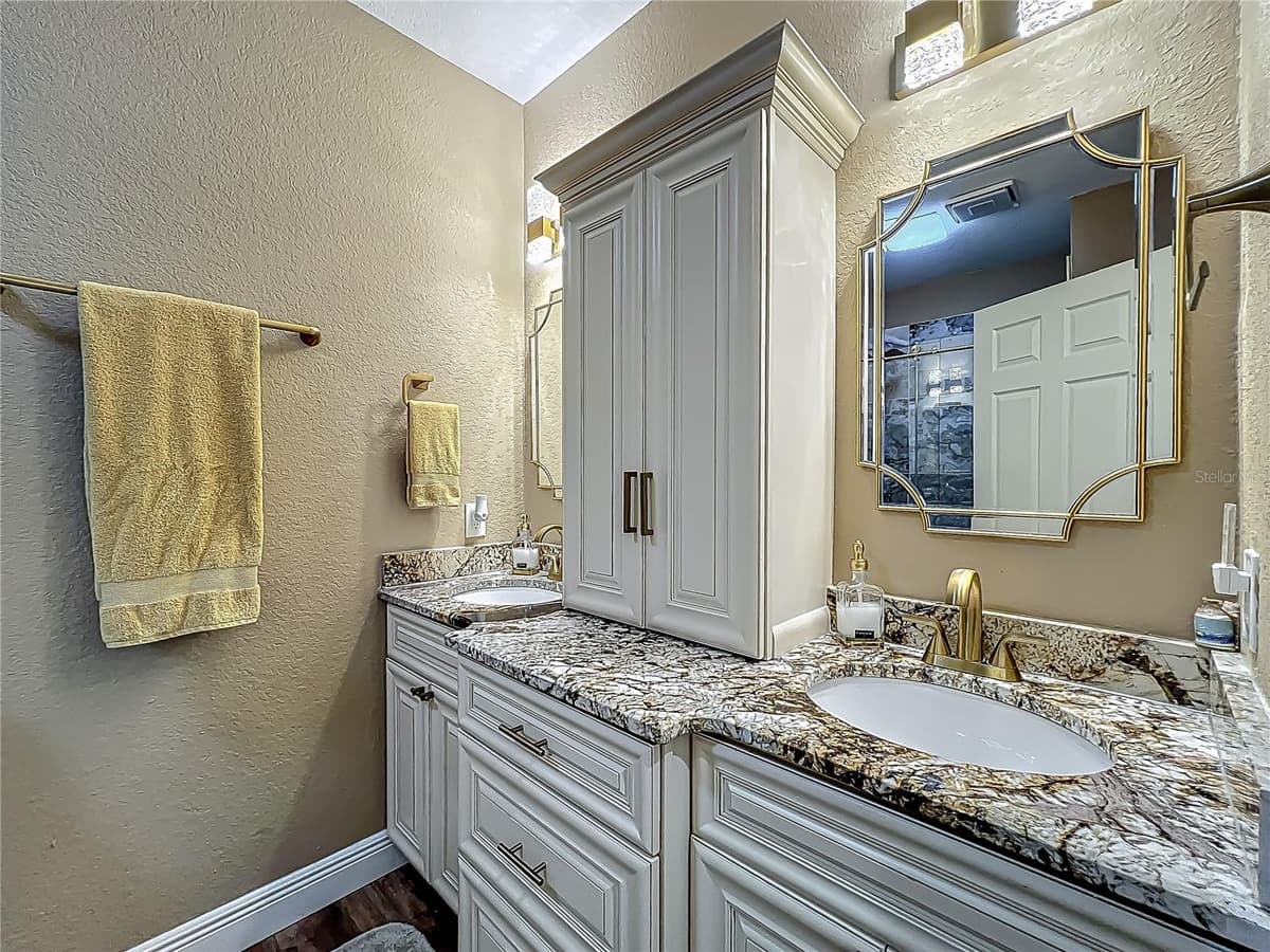 3008 SUTTON WOODS DRIVE — photo 46 of 95