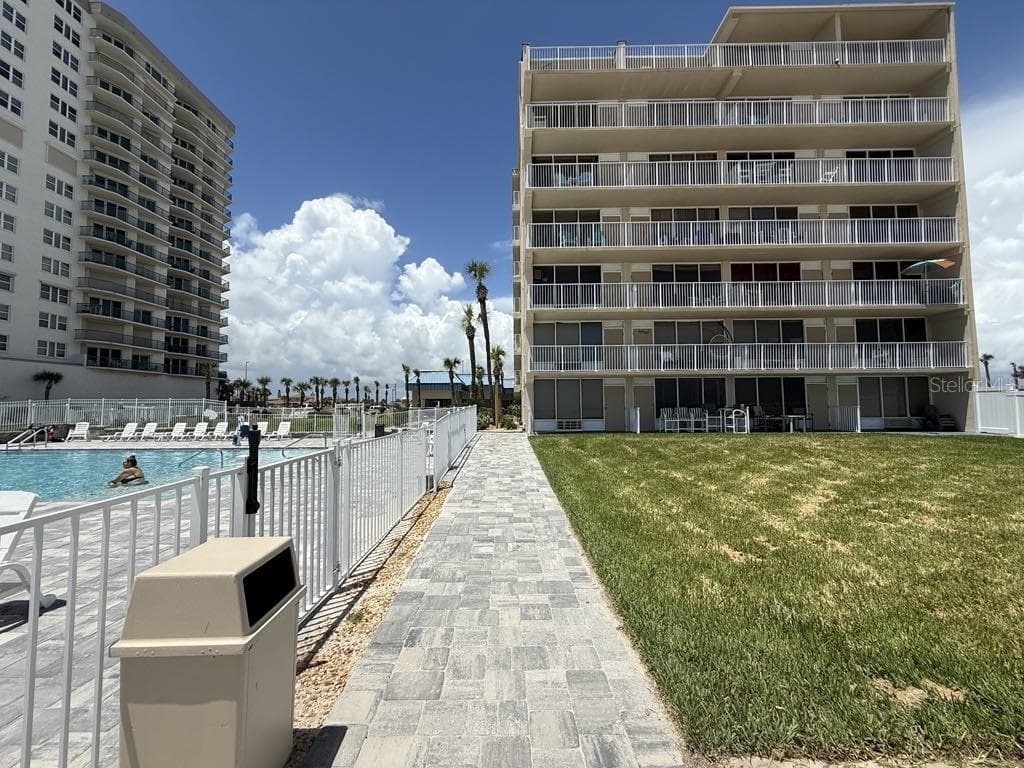 2043 ATLANTIC AVENUE — photo 13 of 17