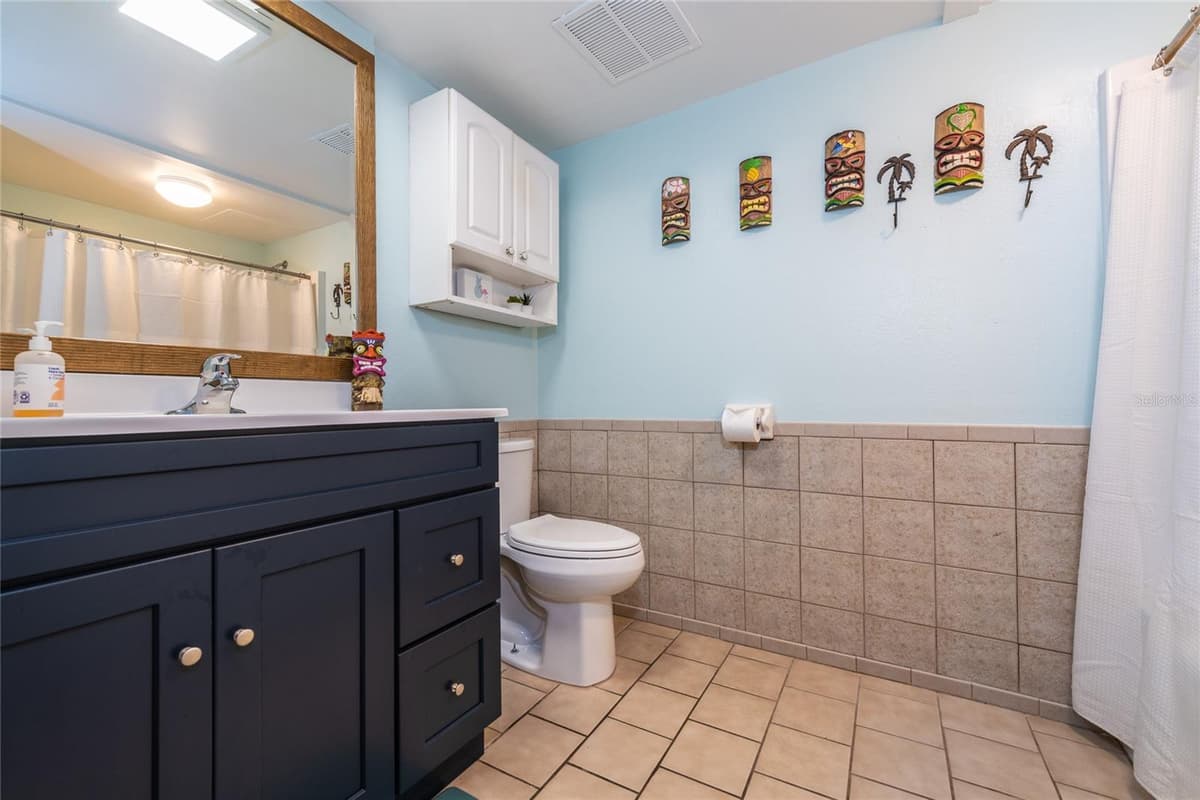 2043 ATLANTIC AVENUE — photo 9 of 17