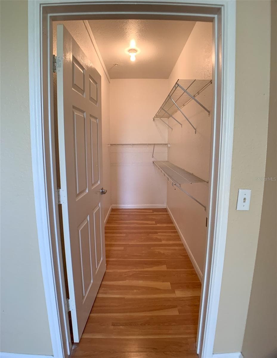 860 ORANGE AVENUE — photo 7 of 19