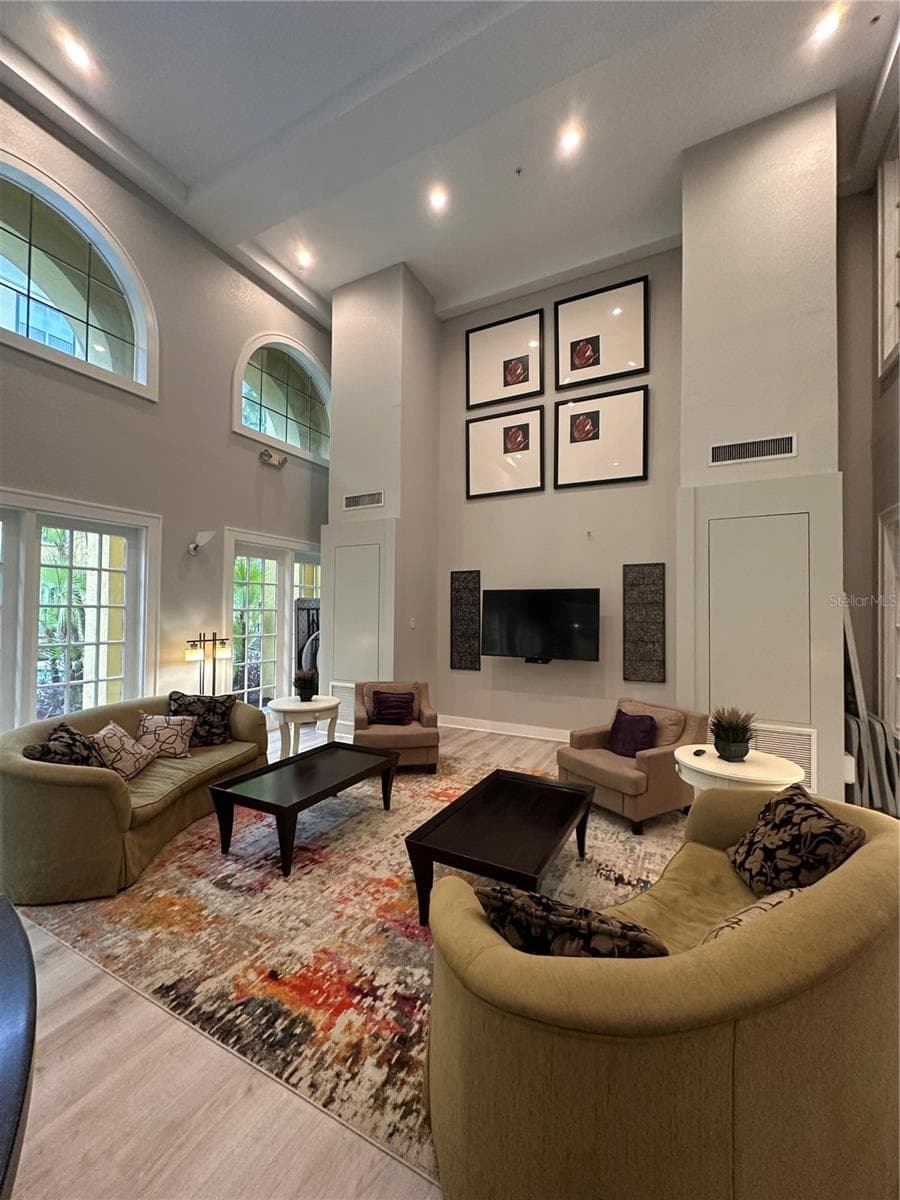 860 ORANGE AVENUE — photo 15 of 19