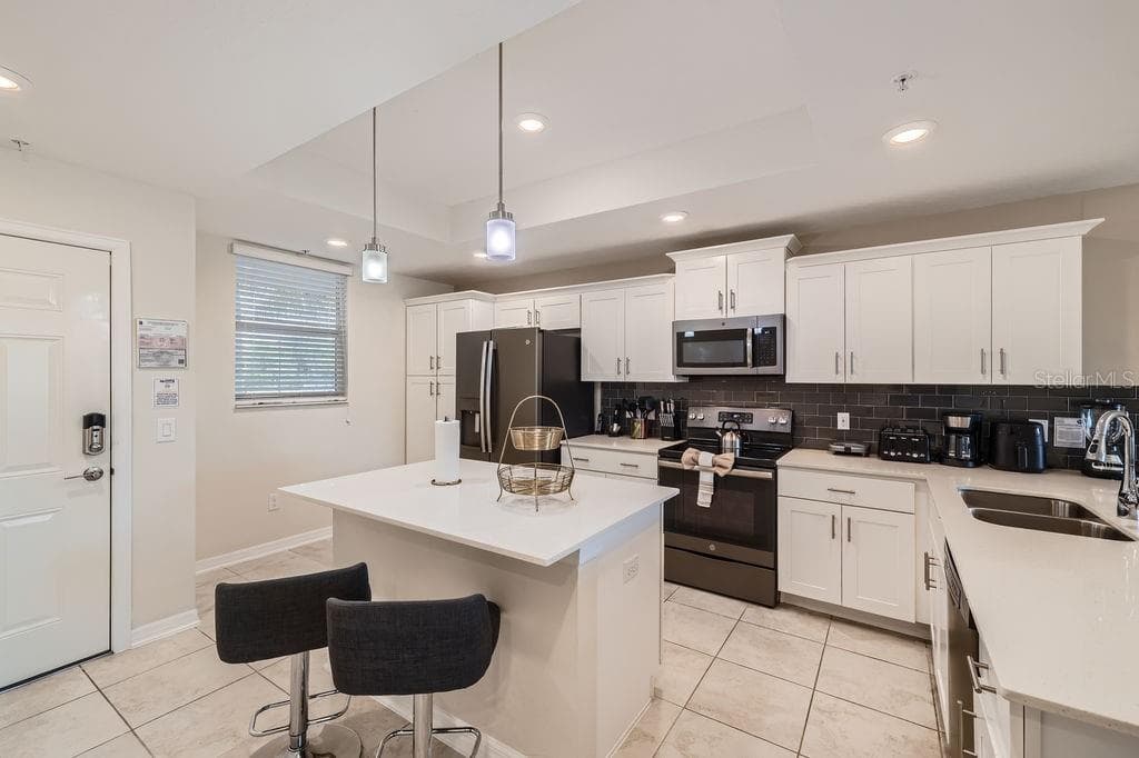 4731 CLOCK TOWER DRIVE — photo 6 of 17
