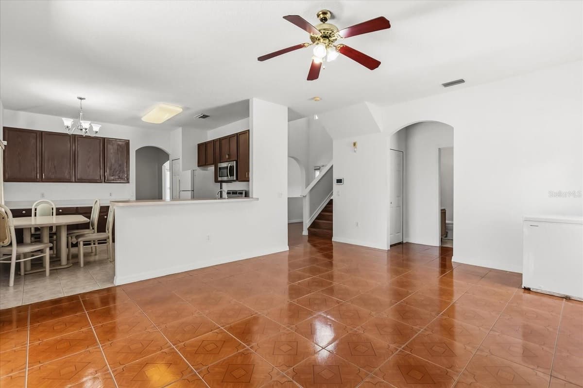 2530 BAYKAL DRIVE — photo 12 of 33